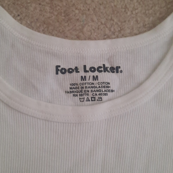 Tank top - Picture 2 of 4